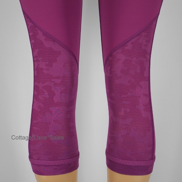 Lululemon run for the days camouflage detail crop - Picture 7 of 8